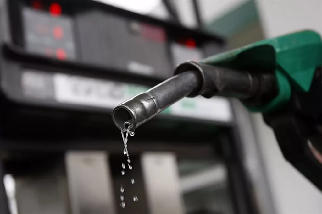 Marketers Engage Global Suppliers To Crash Petrol Price To N700/Litre