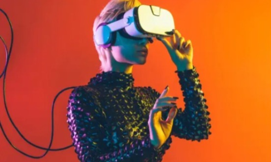 Exploring The Media, Identity And Existence In A Hyperconnected World